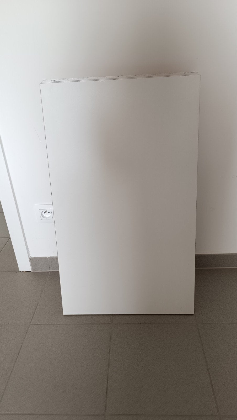 Retrait gratuit : 5 étagères blanches (dans l'armoire), Enlèvement