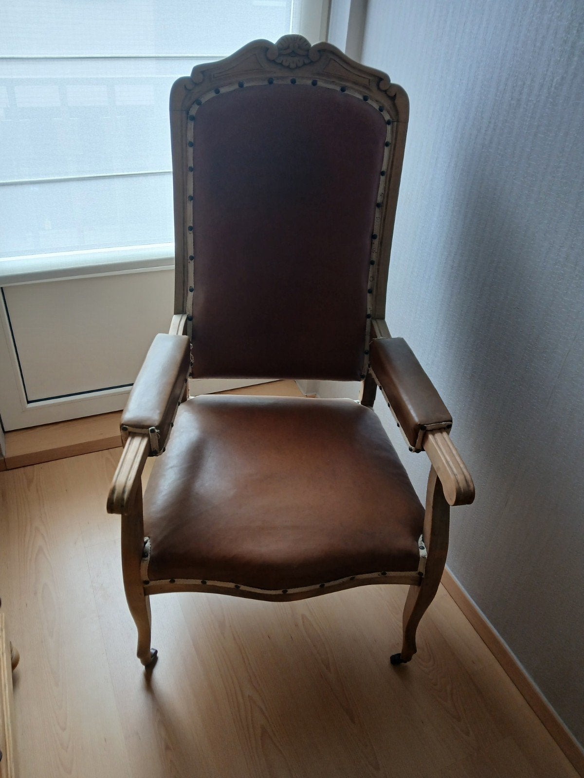 Oude zetel in goede staat, Ophalen