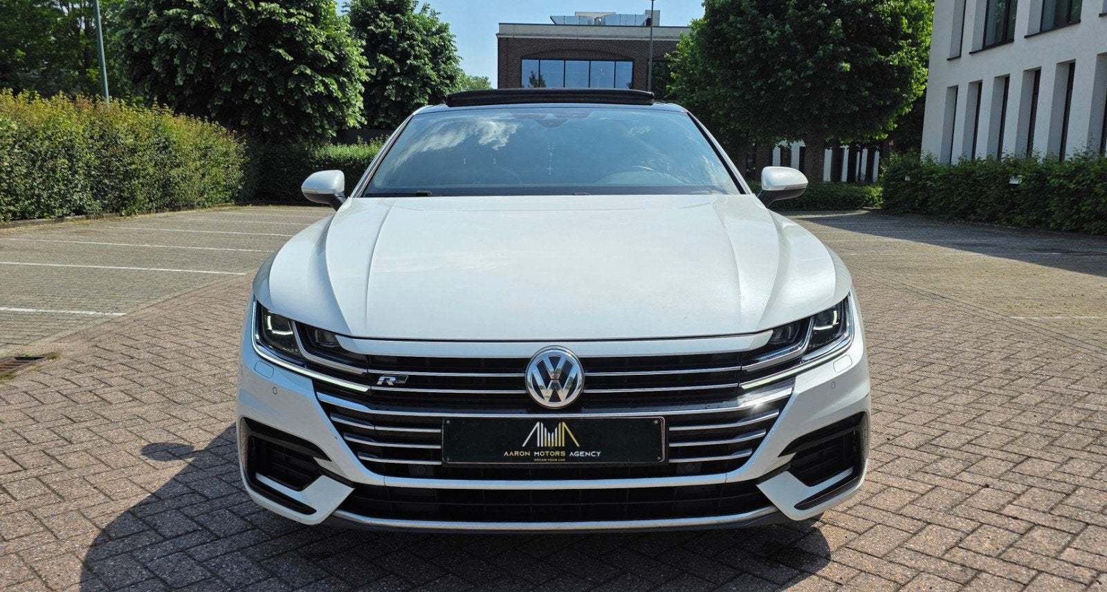 Vw Arteon R-Line 2017 FULL OPTIONS Euro 6C, Auto's, Volkswagen, Automaat, Arteon, Wit, Leder