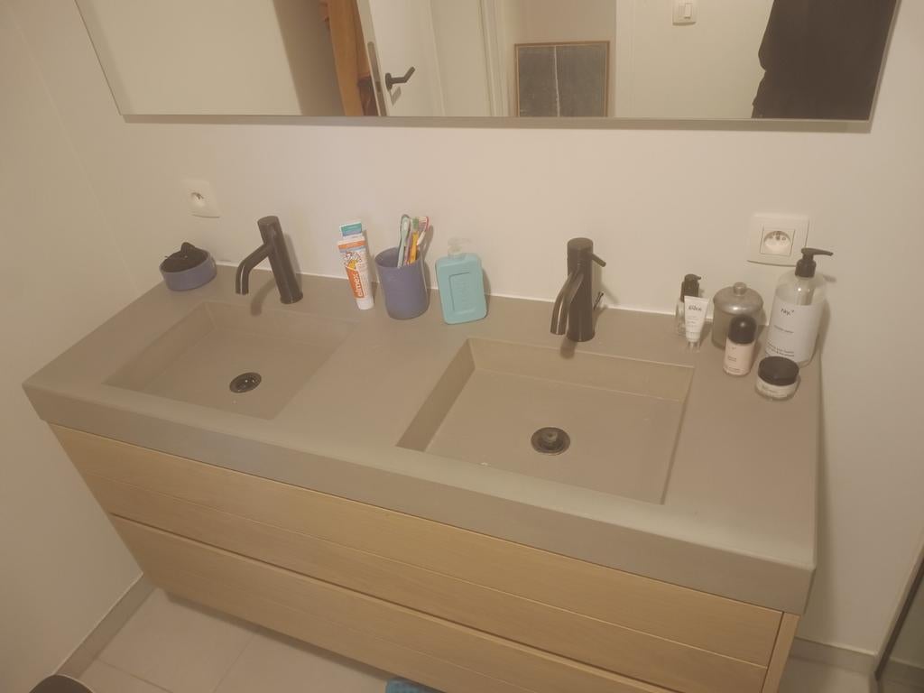 Lavabo / wastafel Desco 'Briq' 140*50cm, Huis en Inrichting, Badkamer | Complete badkamers, Ophalen