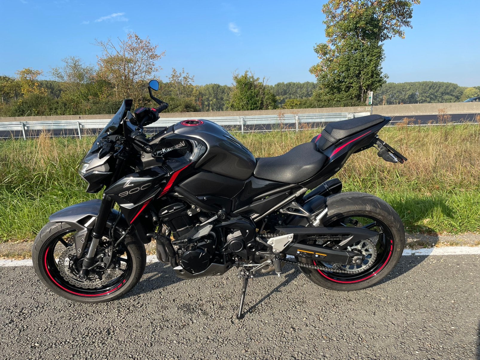 Kawasaki Z900 (mei 2023) – Full Power (125 pk) – 10.787 km, 4 cilinders, Motorrijbewijs A, 948 cc, Gebruikt