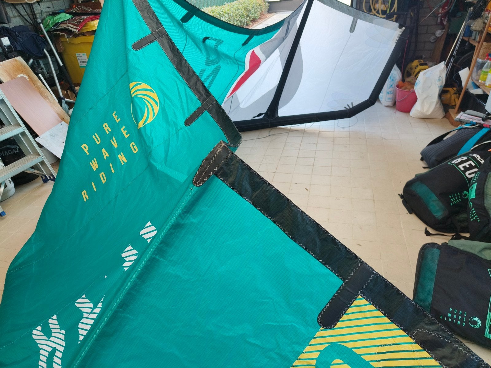 Ozone Reo V6  9m, als nieuw 599€, Watersport en Boten, Ophalen of Verzenden, Zo goed als nieuw, 9 m², Kite