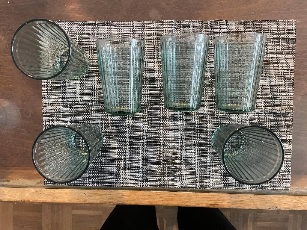 Verre bleu-vert Ikea, Uni, Verre ou Verres, Comme neuf, Verre
