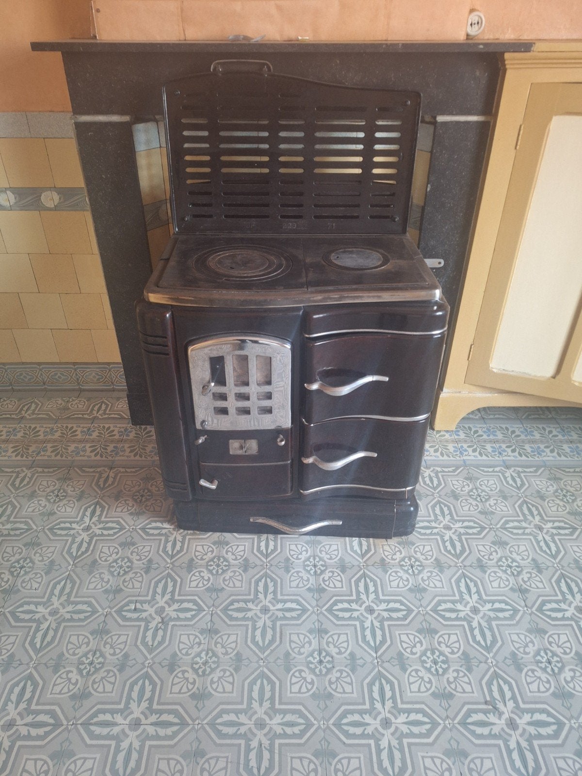 kolen stoof, Huis en Inrichting, Ophalen, Gebruikt, Overige brandstoffen, Vrijstaand