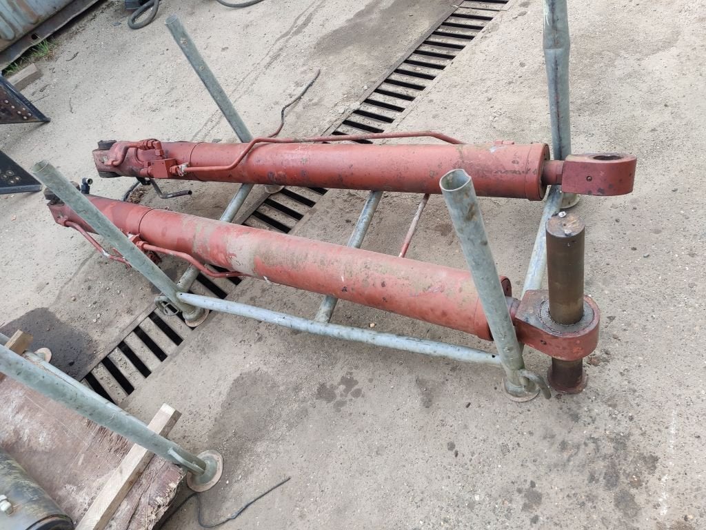 HYVA Pistons hydraulic cylinders / hydraulisch, Articles professionnels