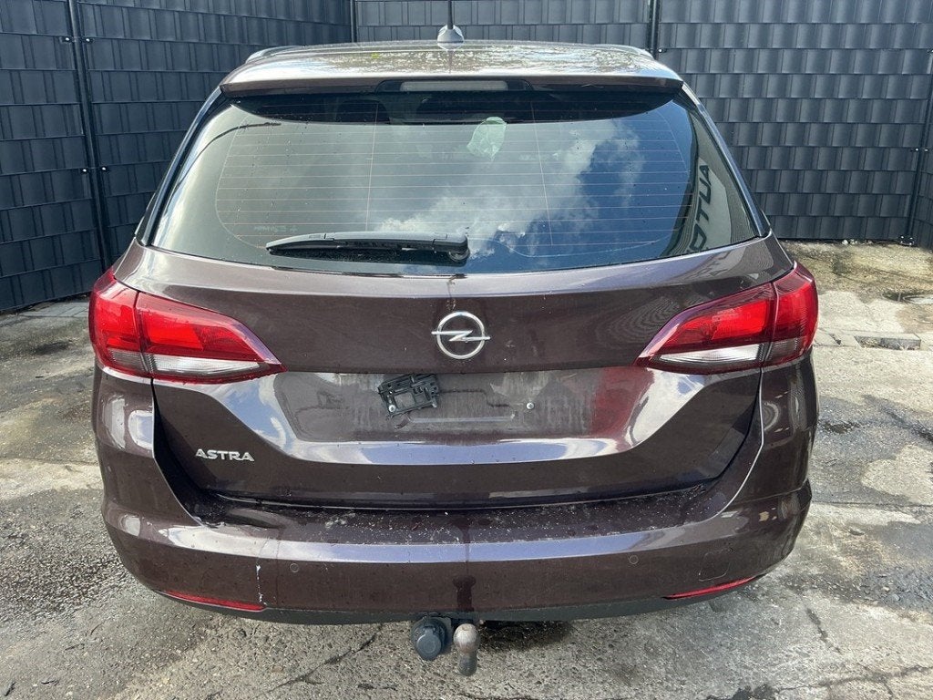 HAYON ARRIÈRE / MALLE Opel Astra K Sports Tourer, Opel, Opel Automobile GmbH, Haillon arrière, Utilisé