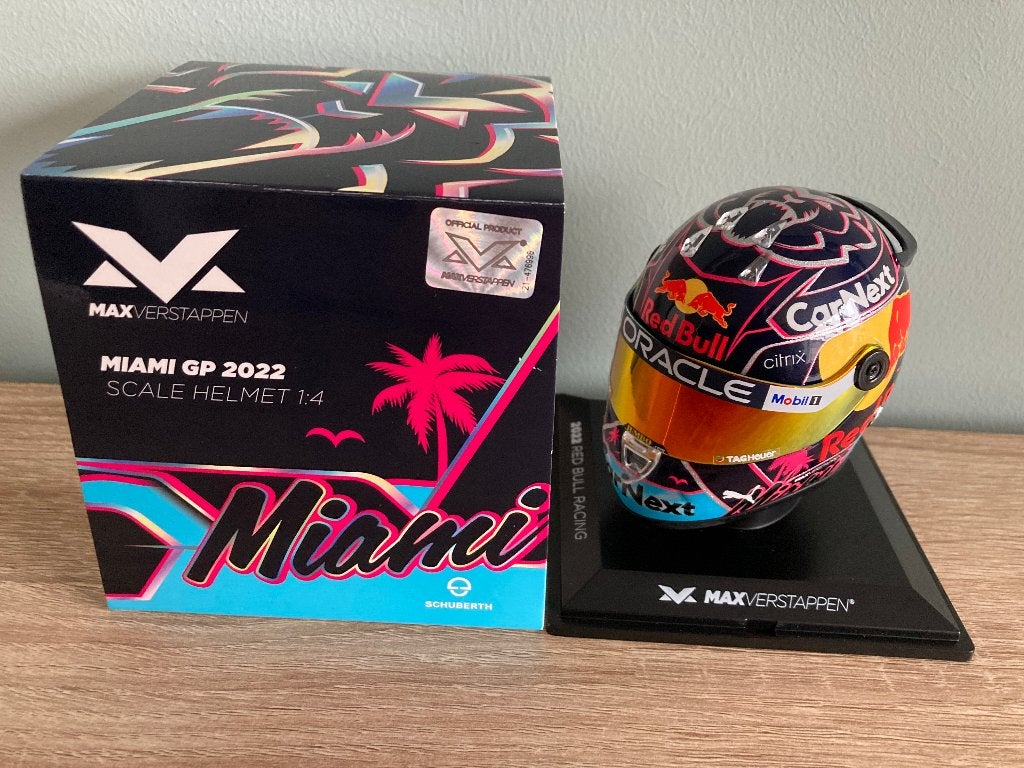 Max Verstappen 1:4 helm Miami GP 2022 Red Bull Racing RB18, Ophalen of Verzenden, Nieuw, Formule 1