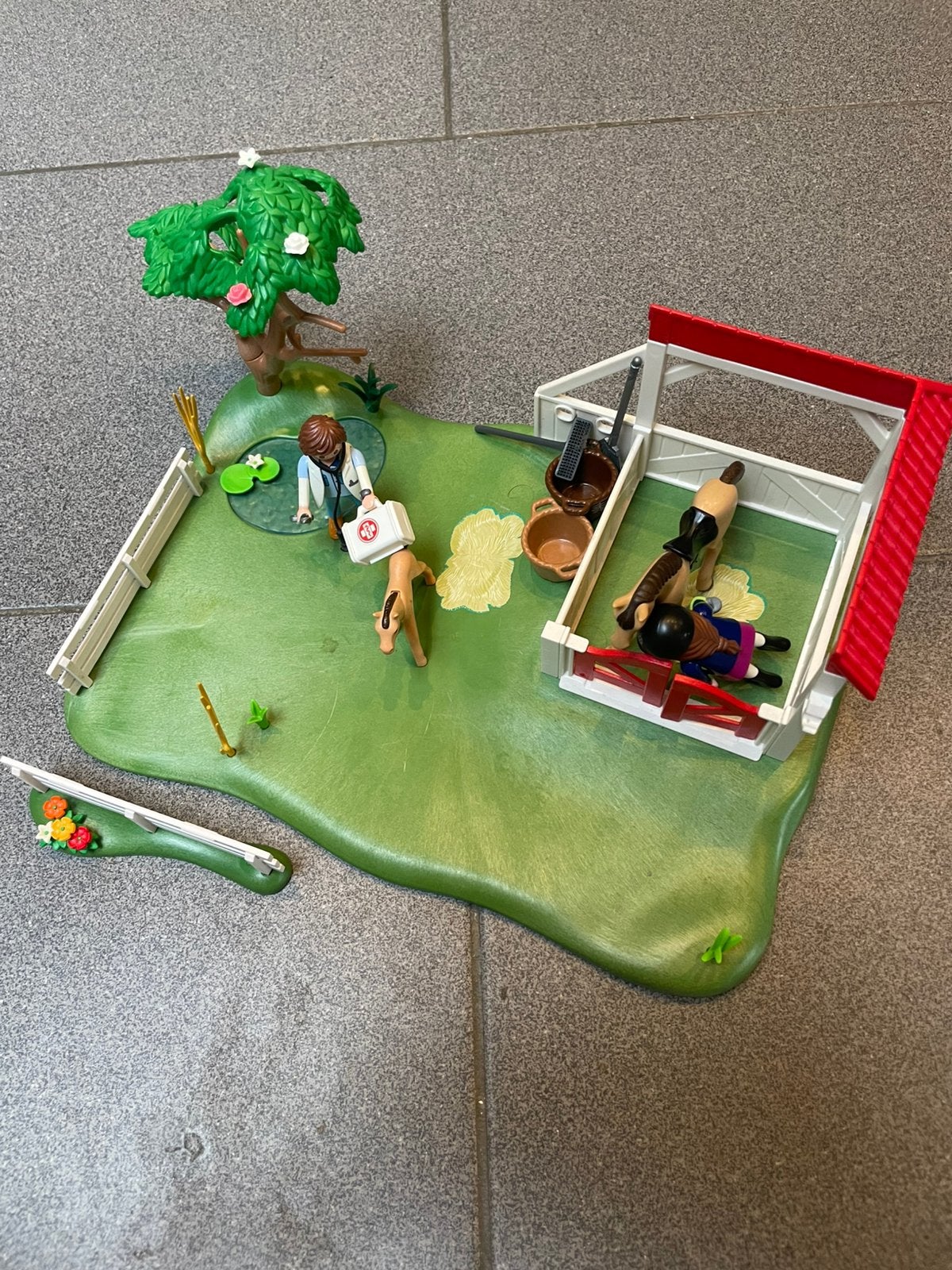 Playmobil SuperSet Eerste Hulp in de stal (6147), Gebruikt, Losse onderdelen, Overige typen, Ophalen of Verzenden