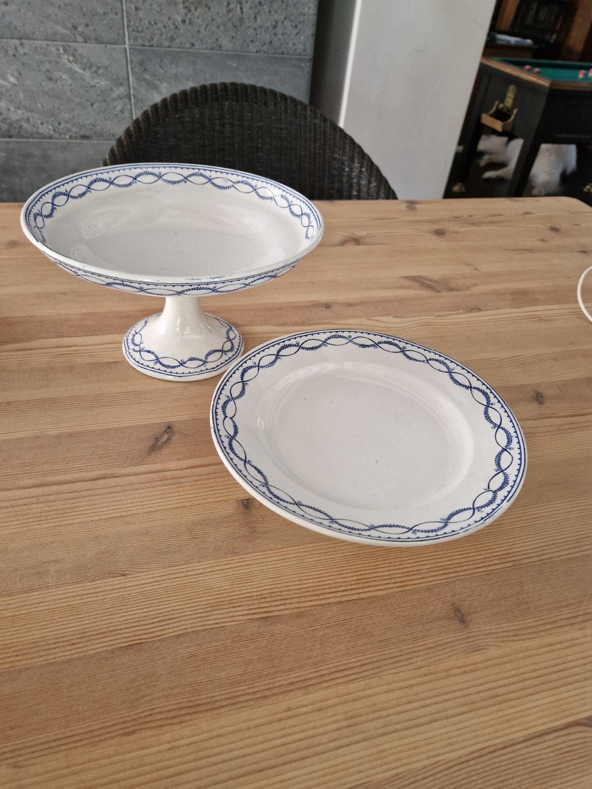 Assiette montée et compotier Boch, Antiquités & Art, Enlèvement ou Envoi