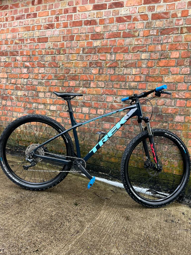 Trek marlin 6 ( XL), Vélos & Vélomoteurs, Enlèvement, Comme neuf