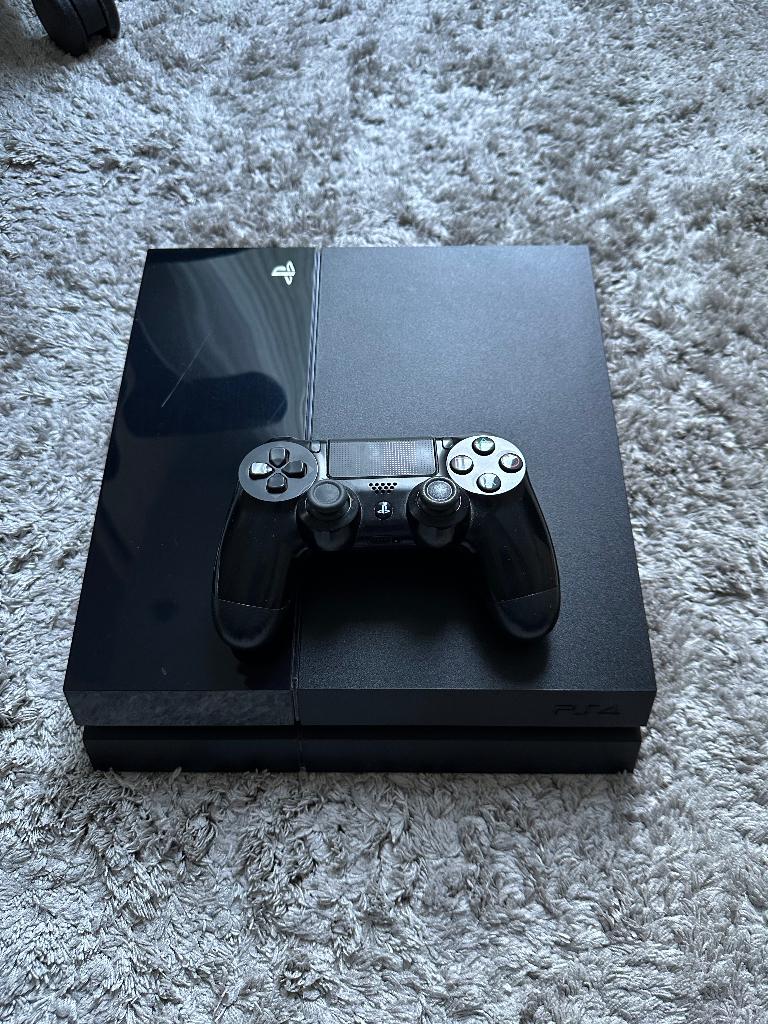 Playstation 4, Ophalen, 500 GB, Met 1 controller, Original