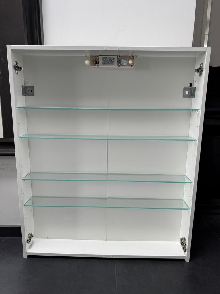 Ikea badkamerspiegel rechterspiegel kapot, Huis en Inrichting, Ophalen, Gebruikt, Spiegelkast