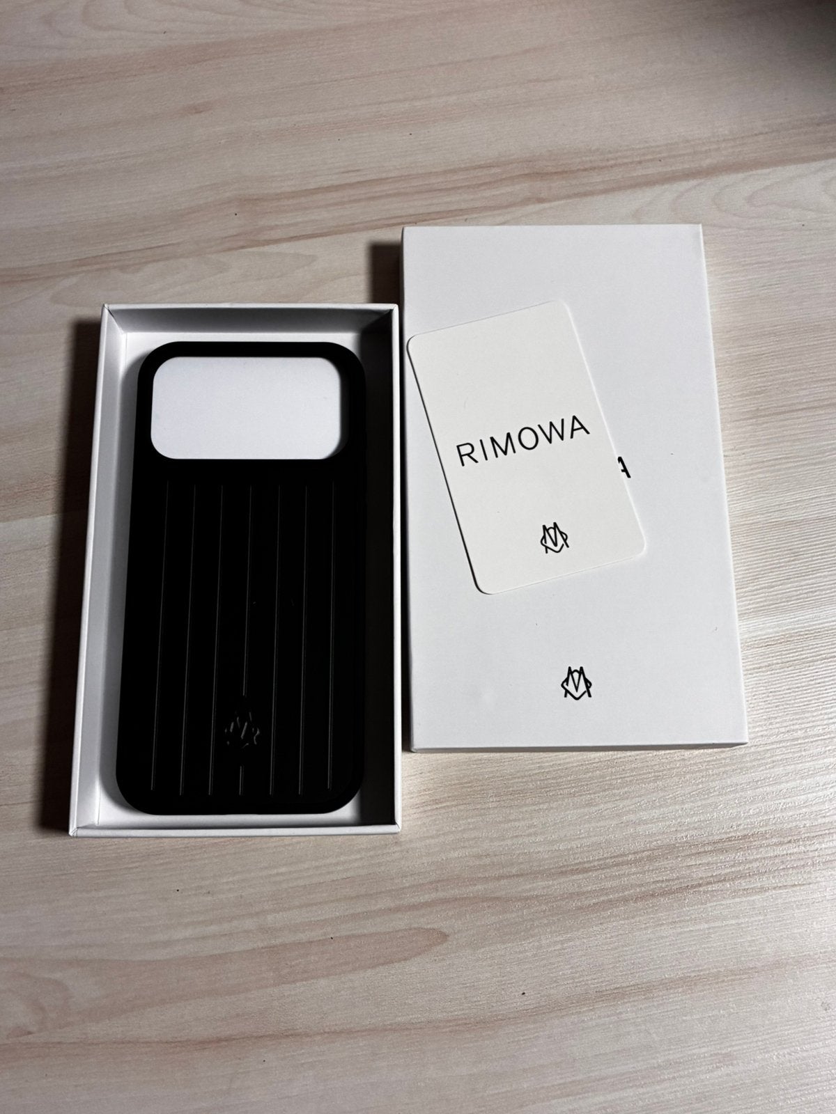 Rimowa apple iphone 17 pro mad phone case, IPhone 17, Zwart, Verzenden, Zo goed als nieuw