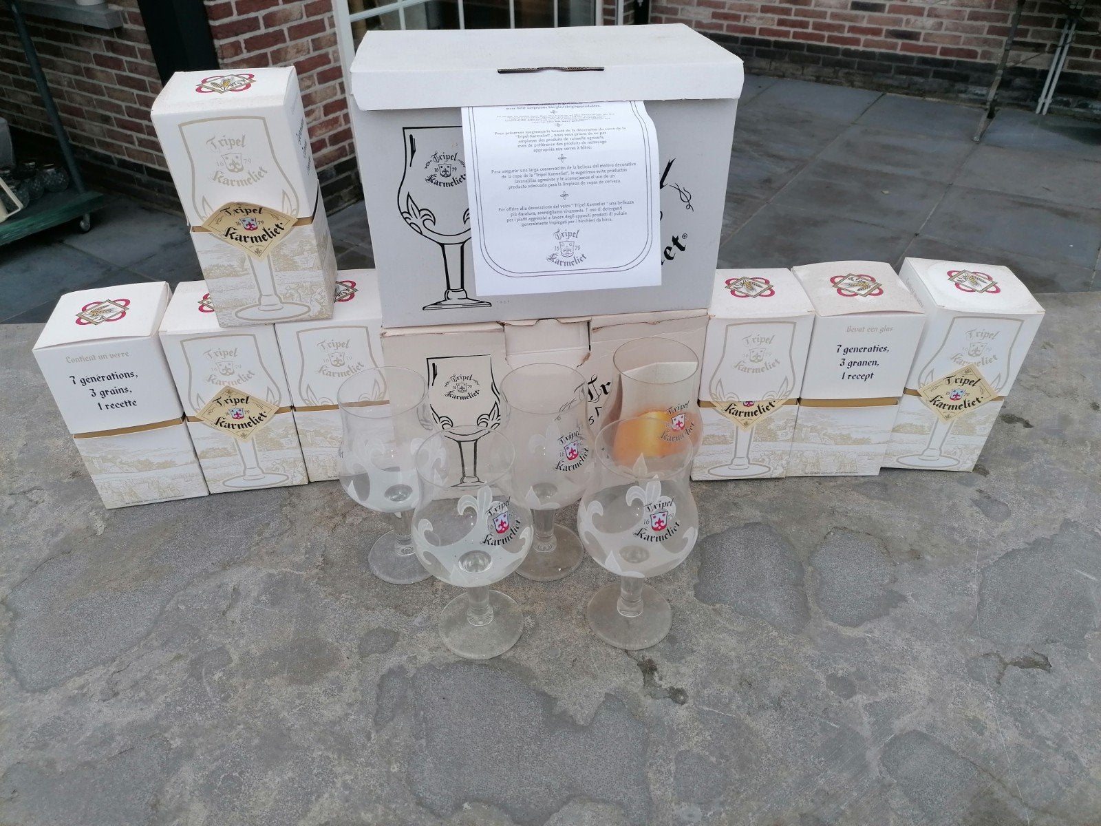Karmeliet glazen grote, Collections, Enlèvement