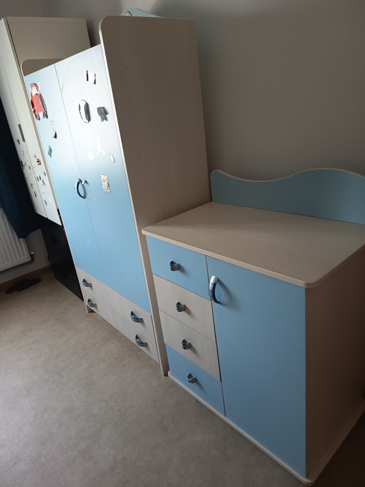 2 armoires pour les enfants de 0 à 7 ans, Maison & Meubles, Enlèvement, Utilisé