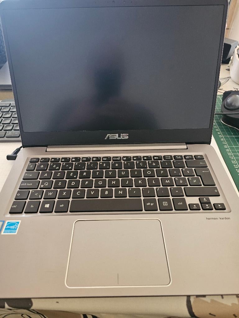 asus zenbook UX410UAK, Ophalen, Gebruikt, Met videokaart, 2 tot 3 Ghz