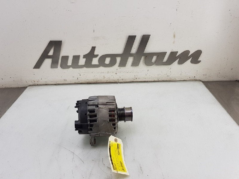 DYNAMO Skoda Superb Combi (3V5) (01-2015/06-2024), Gebruikt, Skoda