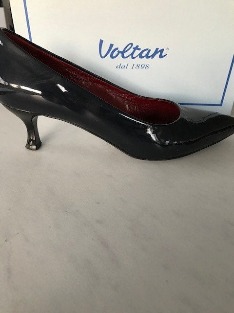 Pumps van Voltan, lakleder, blauw, Enlèvement ou Envoi, Escarpins, Voltan, Comme neuf
