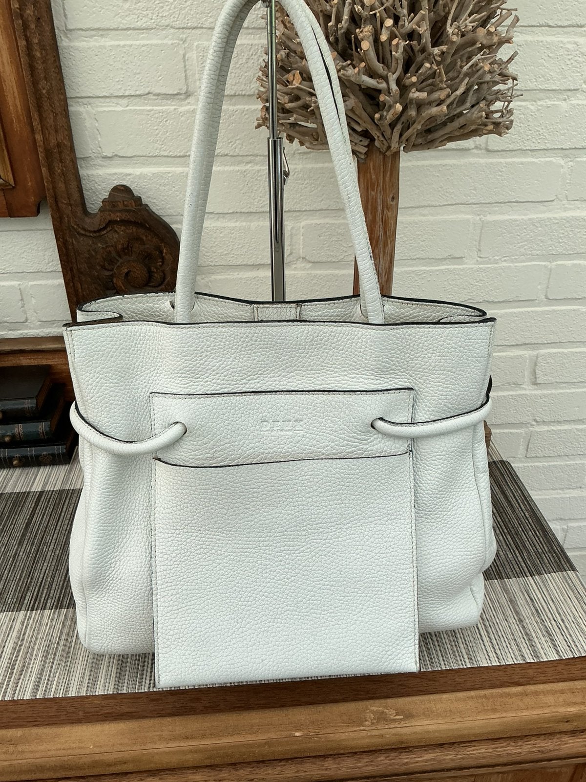 Deux Delvaux lederen handtas., Handtassen en Accessoires, Ophalen of Verzenden, Zo goed als nieuw, Wit