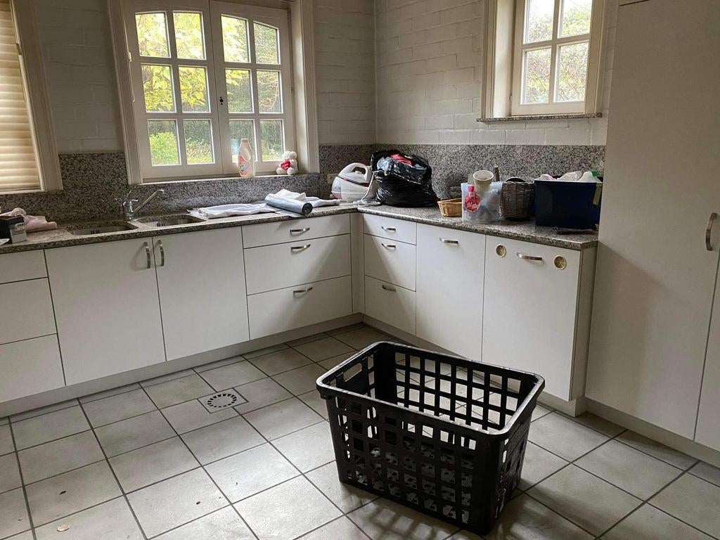 Keuken te koop, Enlèvement