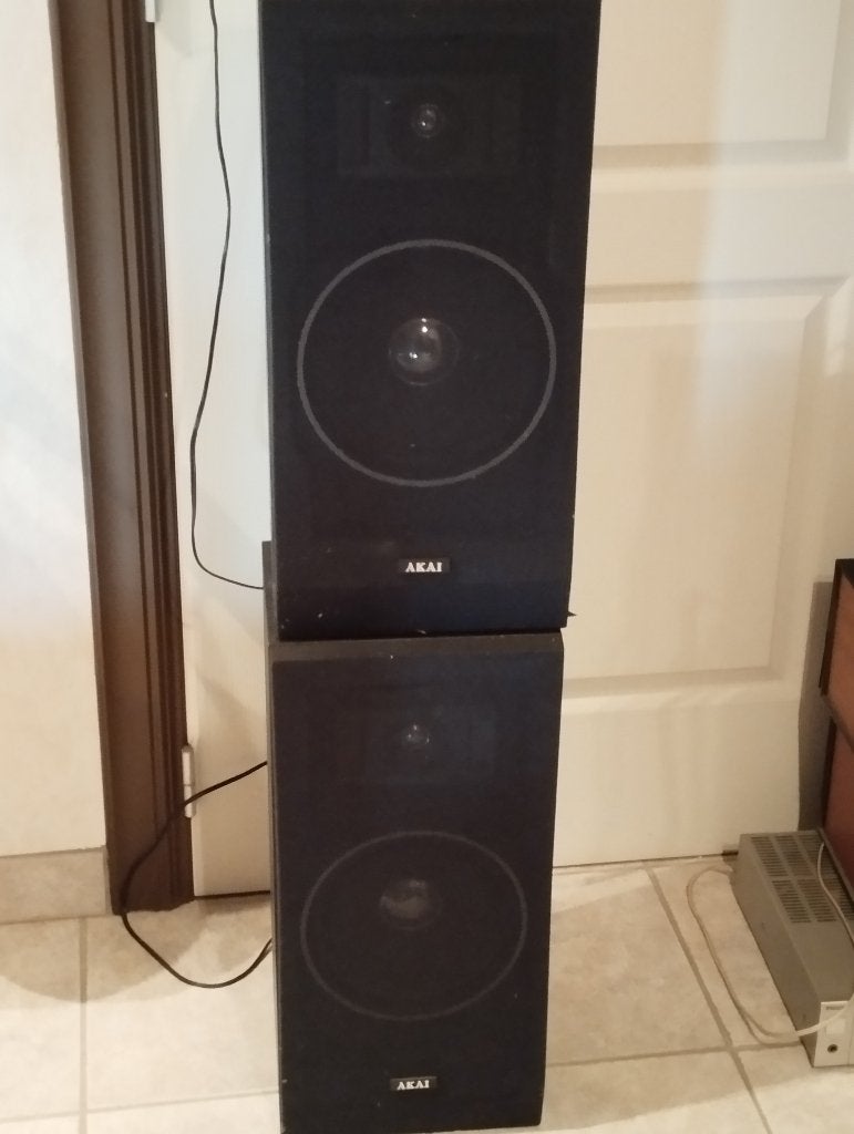 2 Akai luidsprekers, TV, Hi-fi & Vidéo, Enceintes, Enlèvement, Utilisé, Moins de 60 watts