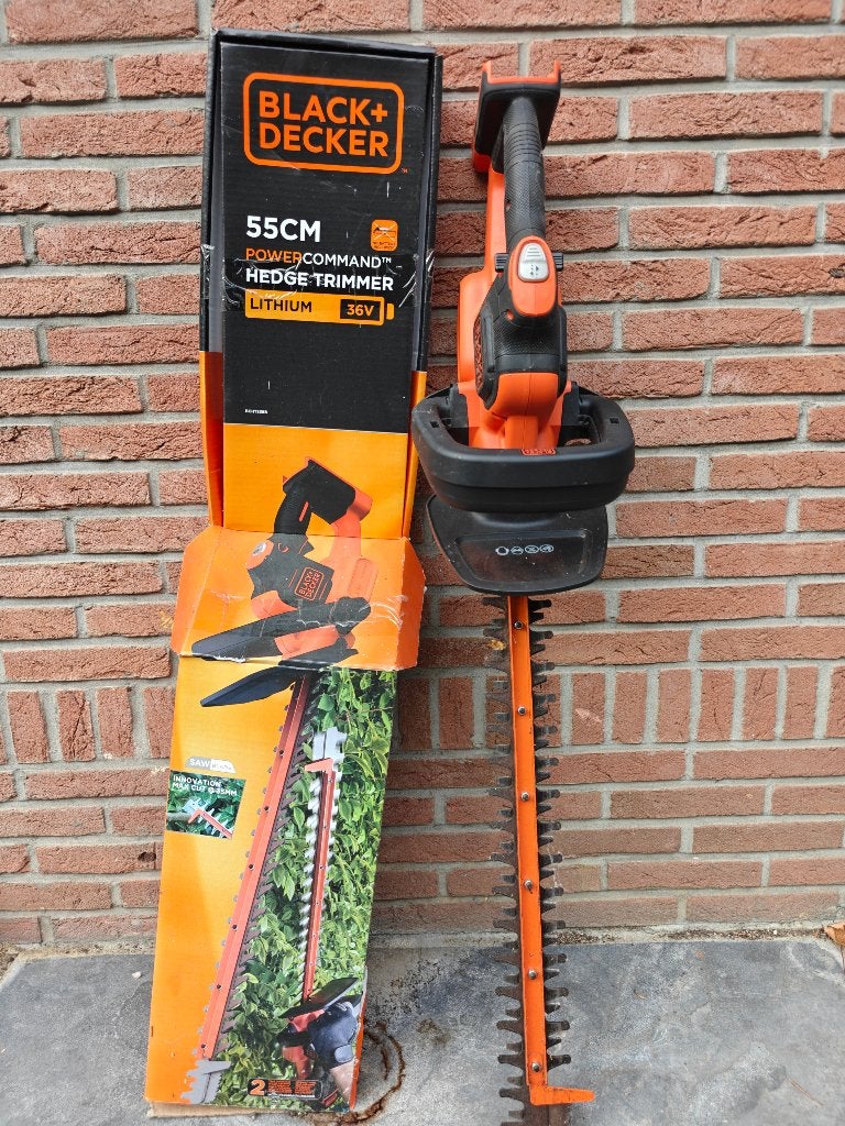 Black+Decker heggenschaar op batterijen, Tuin en Terras, Ophalen, Gebruikt, Accu, Black&Decker