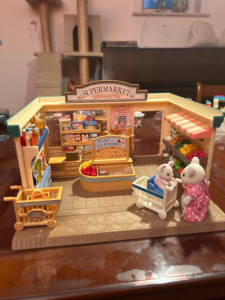 Sylvanian Families 5049 Supermarché + suppléments, Collections, Enlèvement, Comme neuf, Maison de poupées