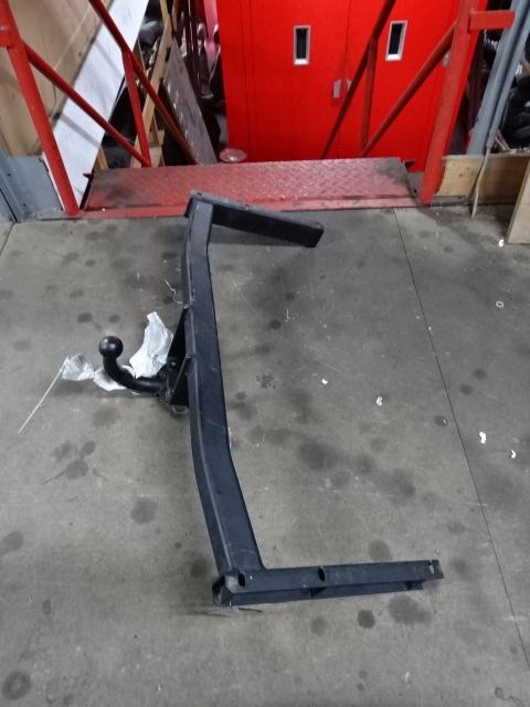 ATTELAGE REMORQUE Audi A4 Avant (B9) (01-2015/10-2019), Autos : Pièces & Accessoires, Utilisé, Audi