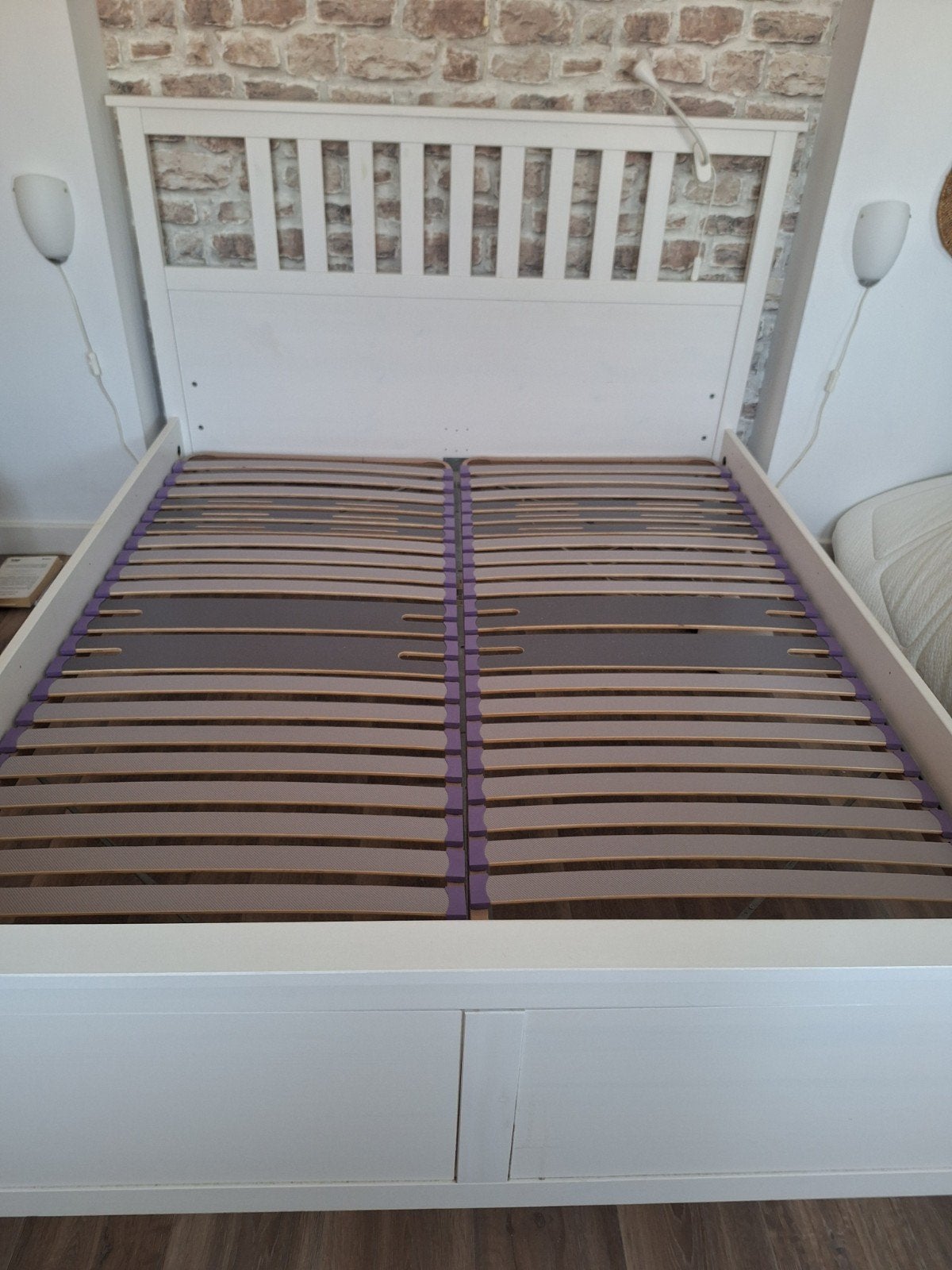 Lit Ikea Hemnes 160x200 + 2 sommiers, Maison & Meubles