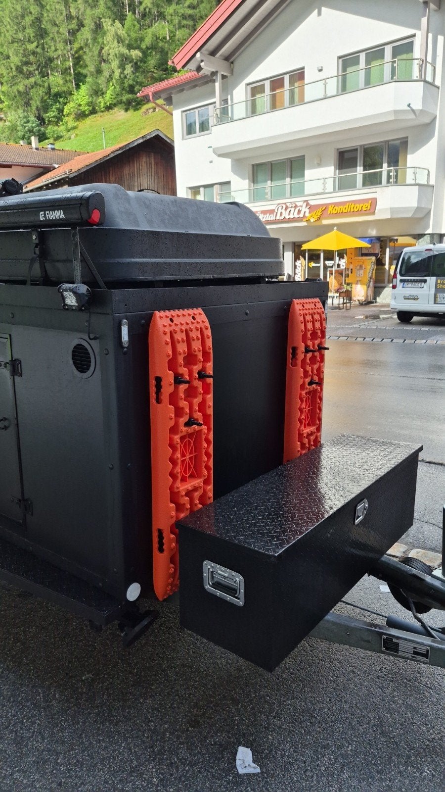 unieke CAMPERTRAILER met hardshell VICKYWOOD daktent te koop, Caravans en Kamperen, Tot en met 2, 500 - 750 kg, Overige, Tot 4 meter