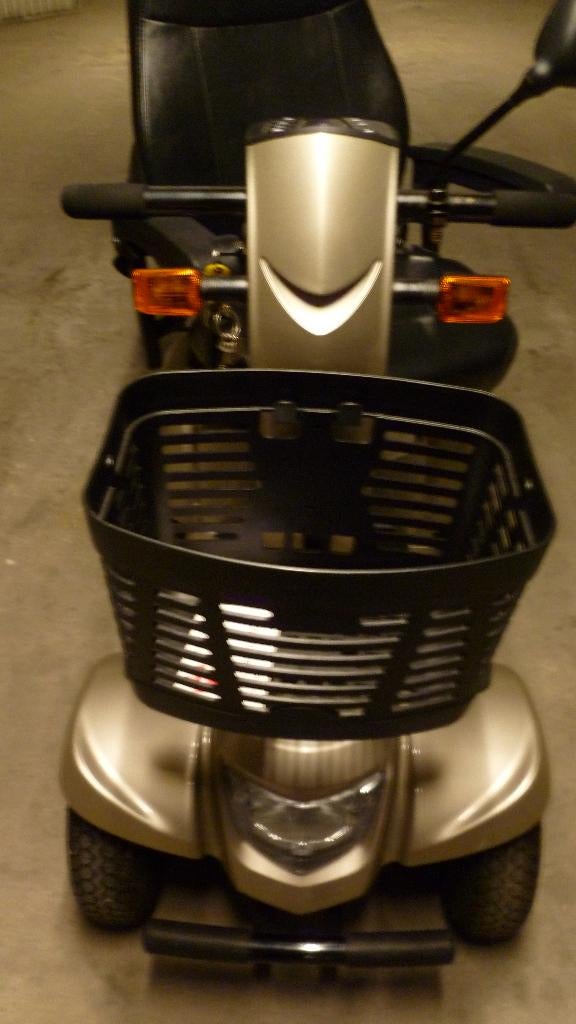 mort en trottinette électrique. pas de coursiers, Enlèvement, Comme neuf, Autres types