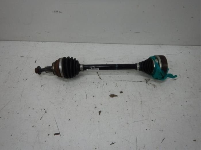 VW Golf 7 Aandrijfas Links-voor (5Q0407271B), Enlèvement ou Envoi, Utilisé