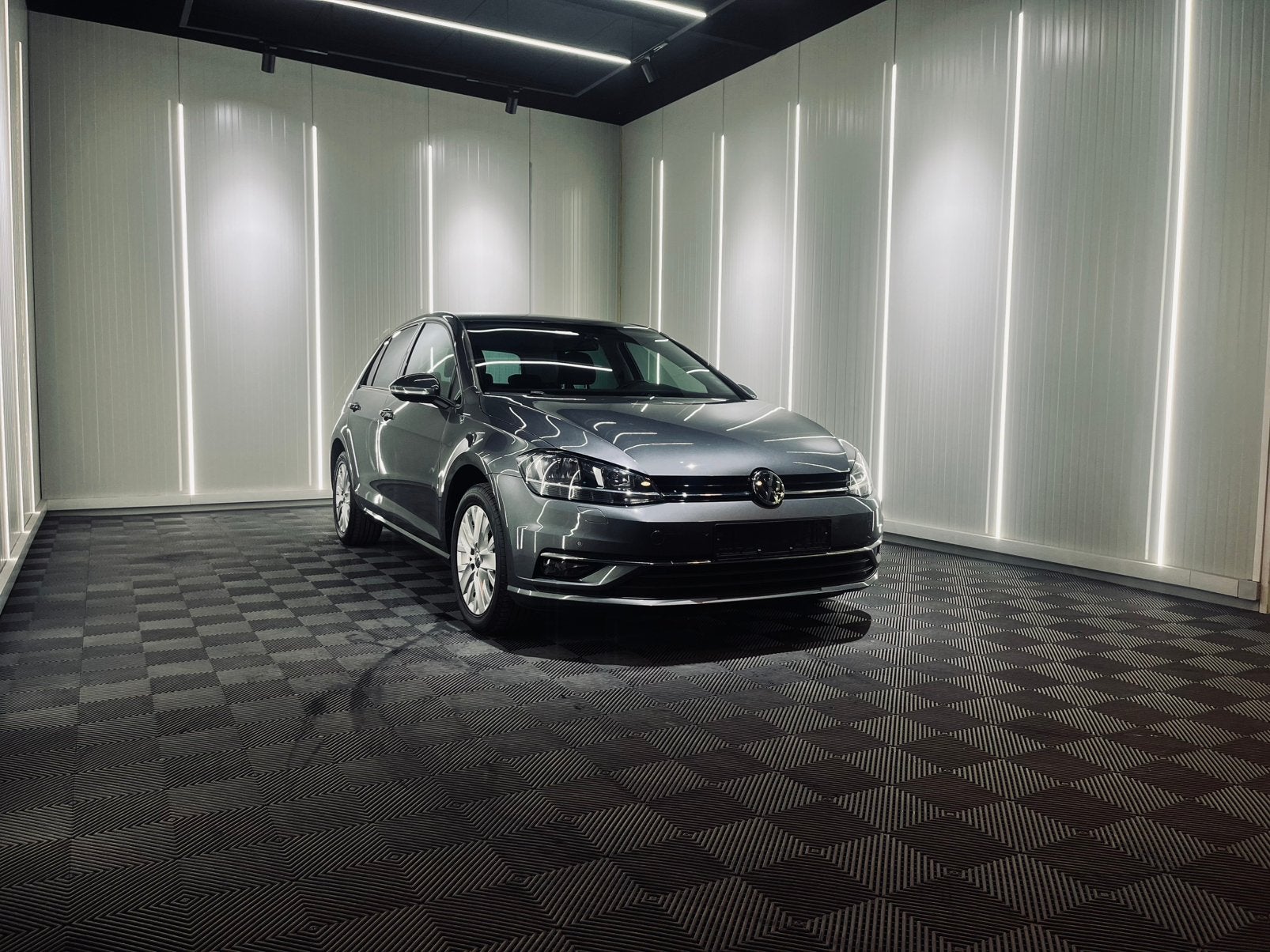Golf 7 1.0l 110 cv garantie 12 mois, Auto's, Volkswagen, Particulier, Golf, Benzine, Automaat, Dealer onderhouden, Ophalen
