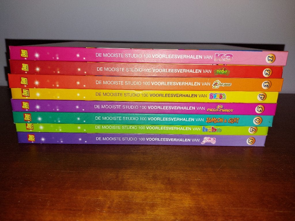 De mooiste studio 100 voorleesverhalen - 1 t/m 8, Boeken, Ophalen of Verzenden, Zo goed als nieuw