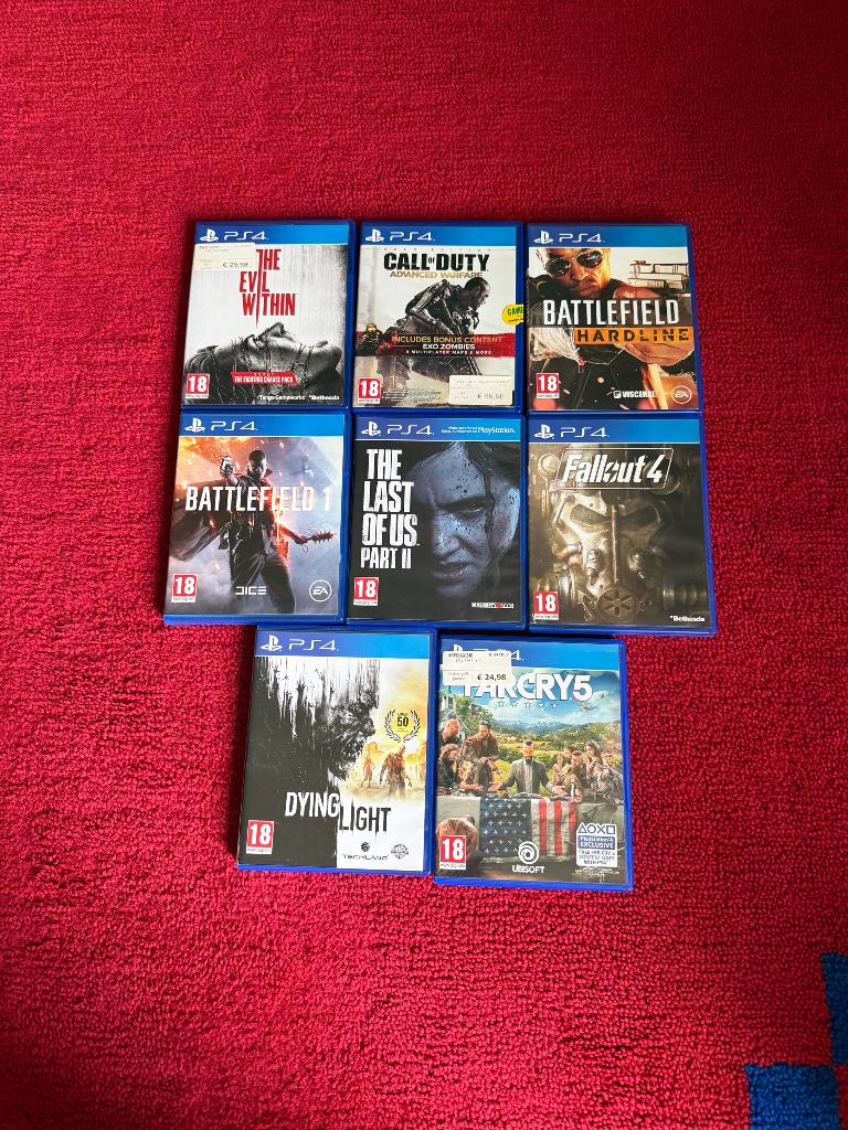 PS 4 spelletjes 8 stuks, Ophalen, Gebruikt, Vanaf 18 jaar