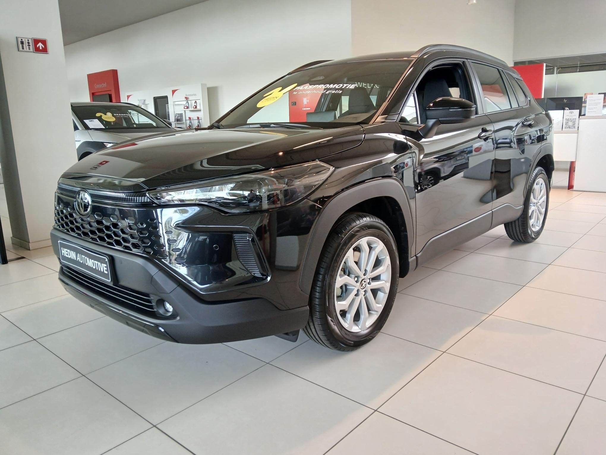 Toyota Corolla Cross Dynamic, Automaat, Stof, Zwart, Bedrijf