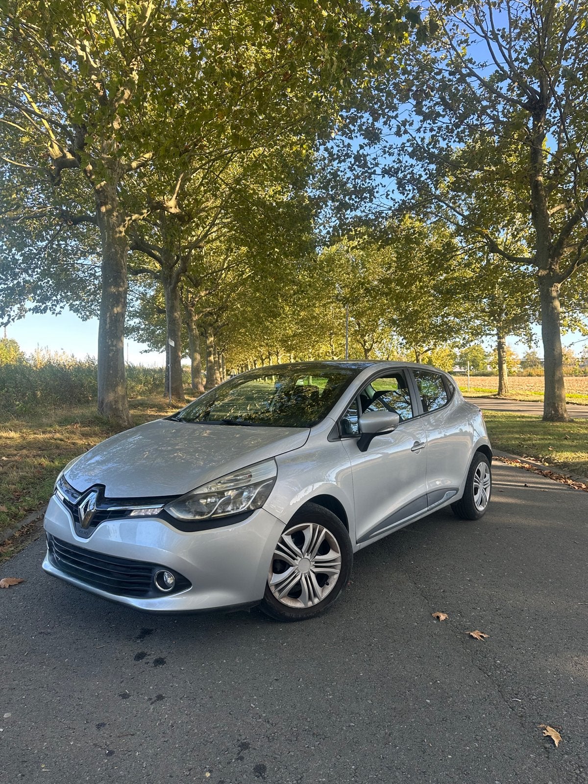 Clio IV/1.2i/70.000km/AIRCO/camera/PANODAK/CRUISE CONTROL, Auto's, Voorwielaandrijving, 1198 cc, Adaptive Cruise Control, Bedrijf