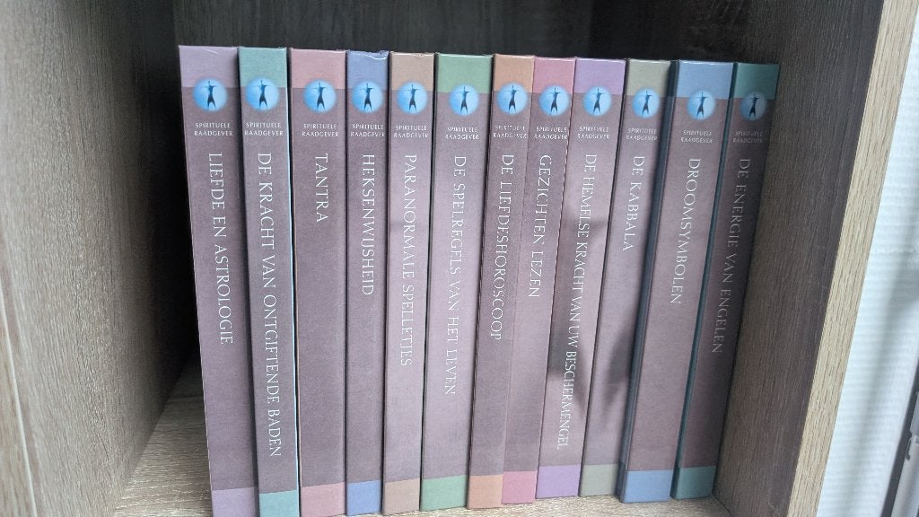Complete reeks "Spirituele Raadgever" – 12 boeken, Enlèvement, Comme neuf, Spiritualité en général, Autres types