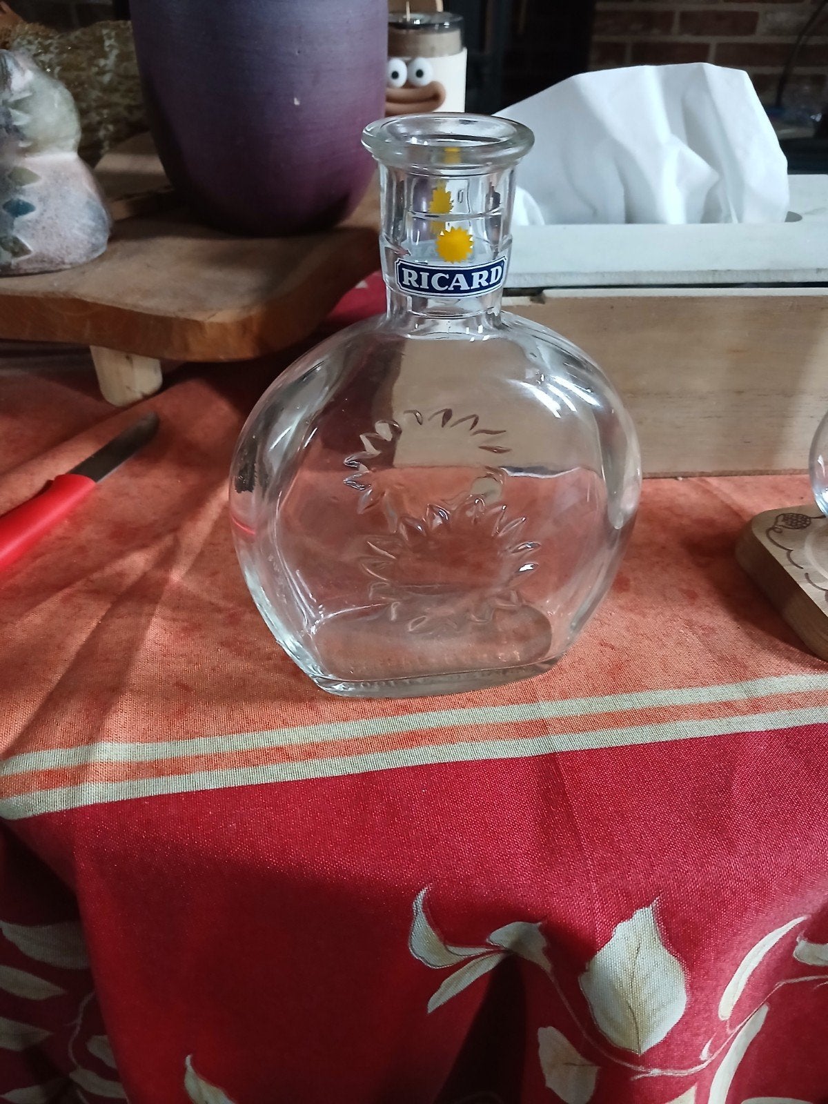 Carafe Ricard, Enlèvement