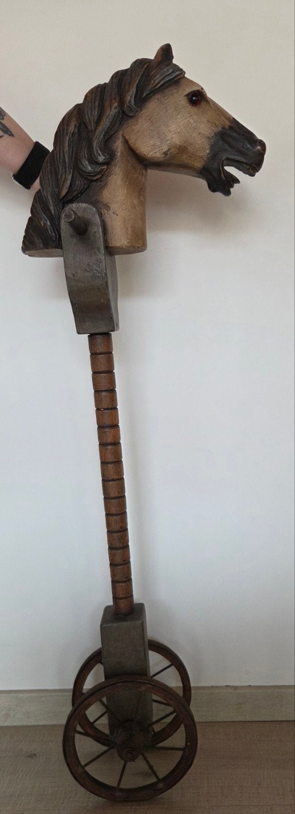 Houten stokpaardje, Antiek en Kunst, Ophalen