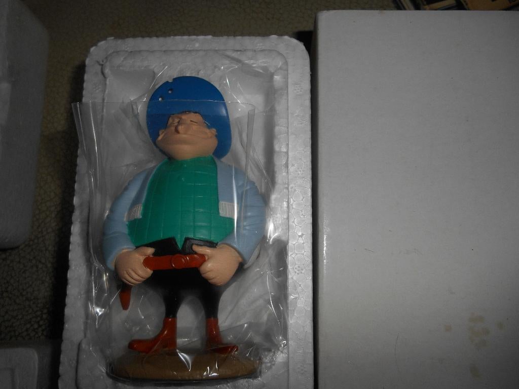 Hank Bully figurine en résine coll Lucky Luke, Collections, Enlèvement ou Envoi