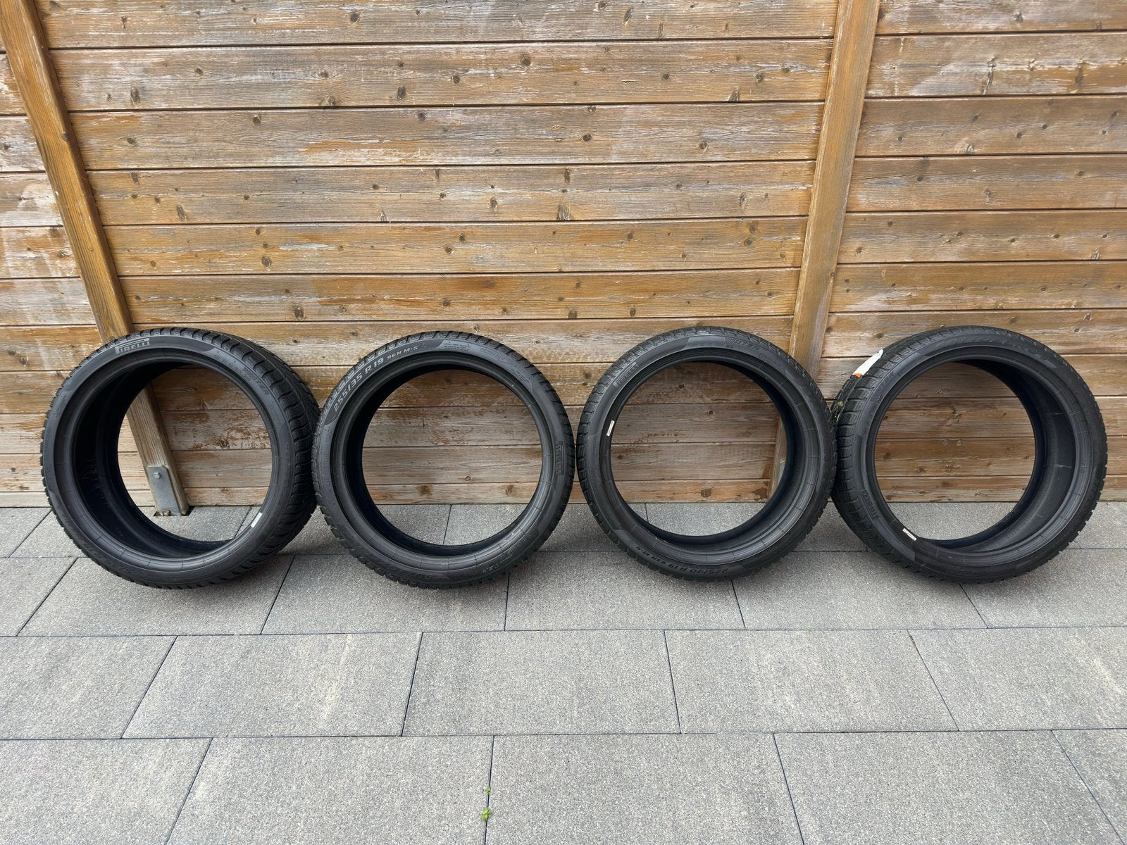 Pneus d'hiver Pirelli Sottozero 3, Autos : Pièces & Accessoires, Enlèvement, Pneus hiver, Pneu(s)