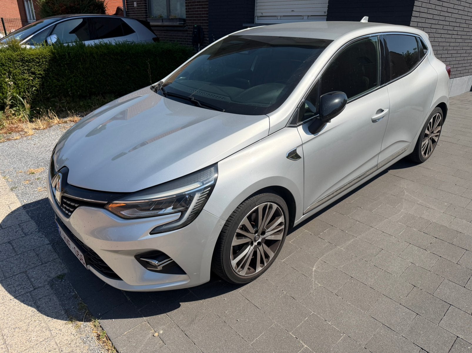 Renault Clio 1.33 TCe Initiale Paris EDC GPF Full Option, Cuir, Argent ou Gris, Achat, Euro 6