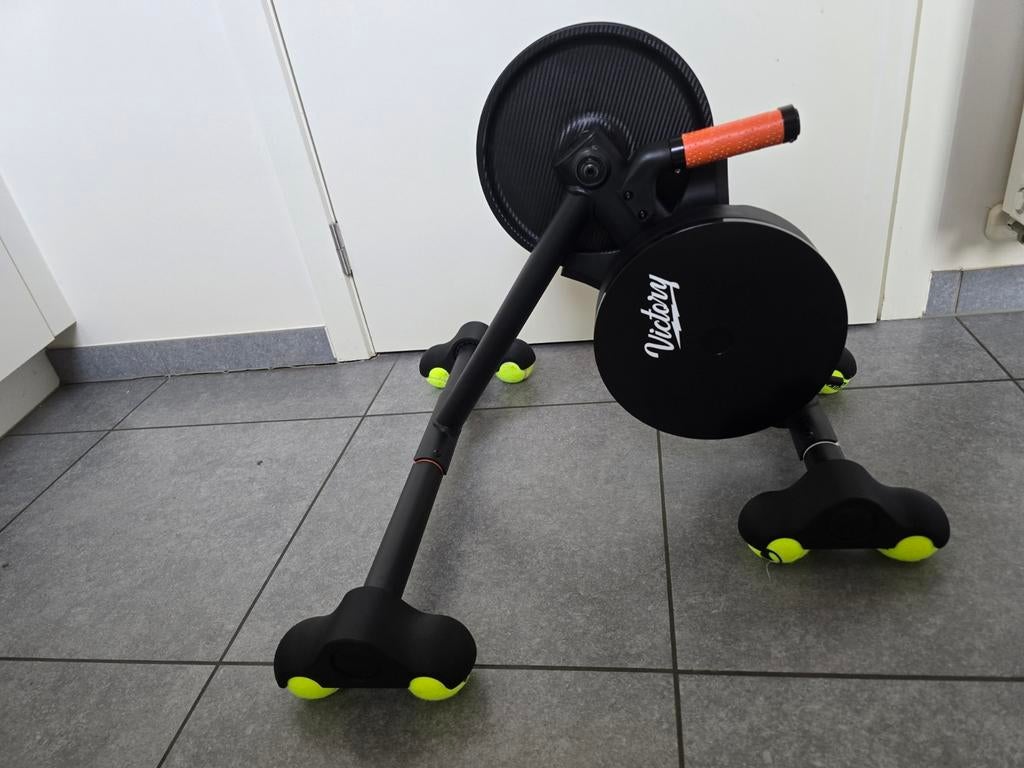 Jet black victory fietstrainer + vacmaster zwift, Sport en Fitness, Fitnessmaterialen, Ophalen