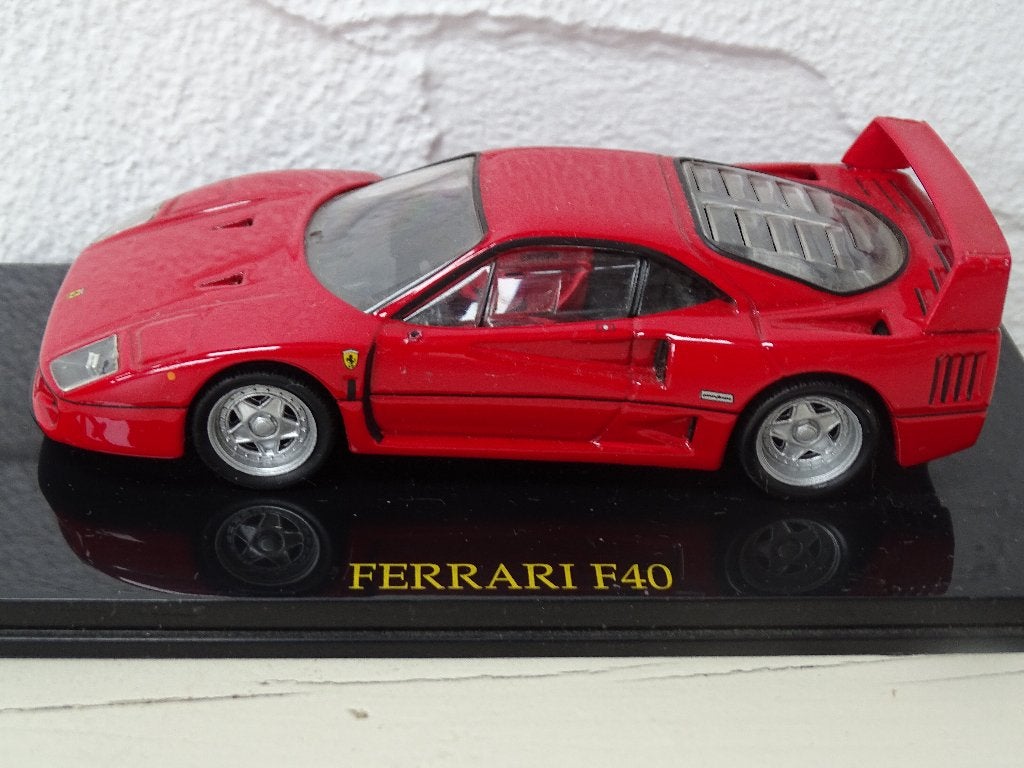 Ferrari F40  1:38 Maisto-Shell collezione, Enlèvement ou Envoi, Comme neuf, Voiture