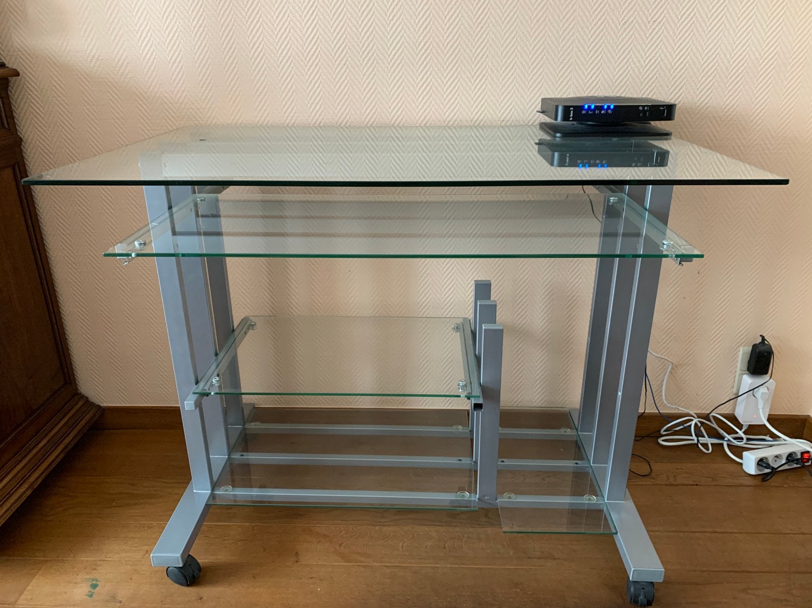 Glazen bureau + gratis bureaustoel, Maison & Meubles, Bureaux, Neuf, Autres marques, 62 cm, 104 cm