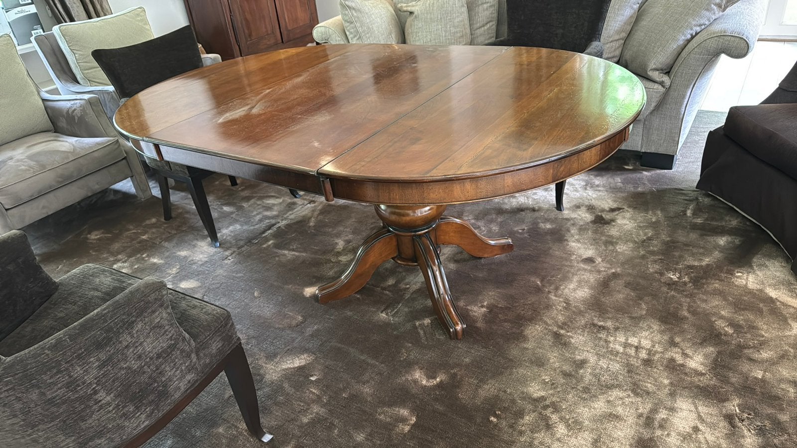 Zeer mooie ronde en uitschijfbare tafel ( ovaal ), Ophalen