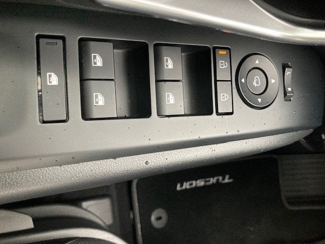 Hyundai, Autos, Argent ou Gris, Entreprise, Boîte manuelle, Noir