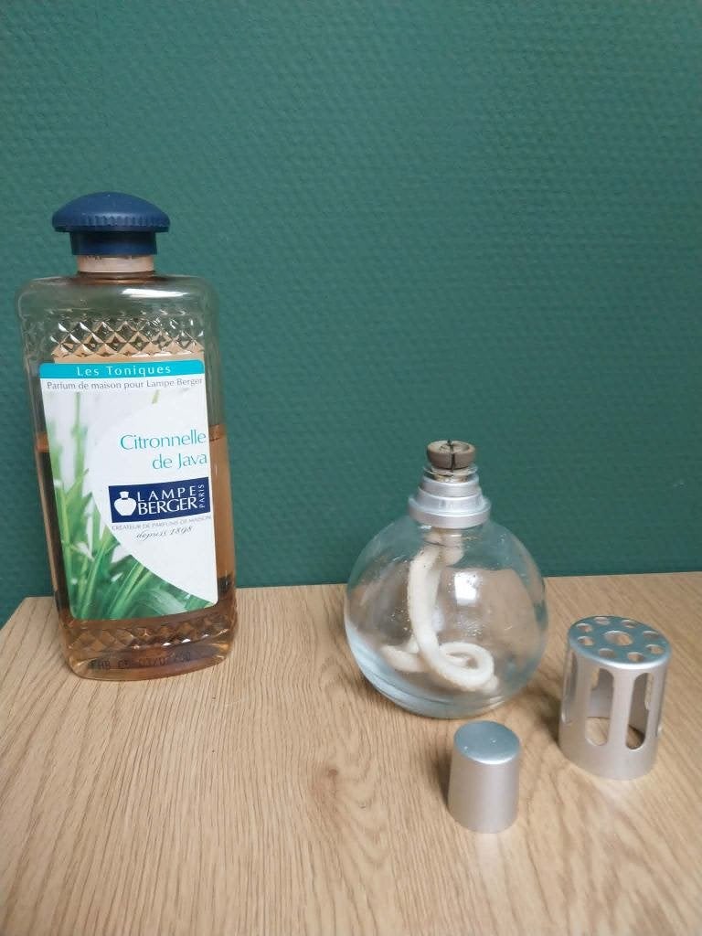lampe berger en bijhorende lampenolie citronella, Ophalen, Gebruikt, Meerkleurig, Glas