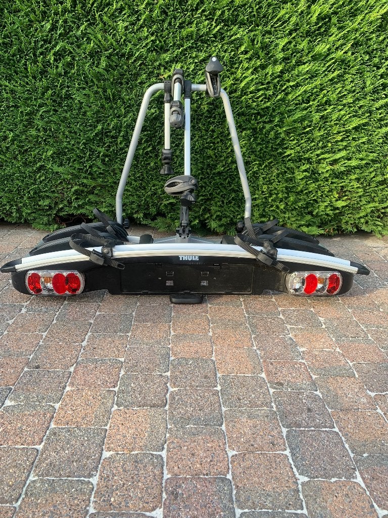 Thule fietsdrager geschikt voor 4 fietsen, Ophalen, 3 fietsen of meer, Elektrische fiets, Zo goed als nieuw